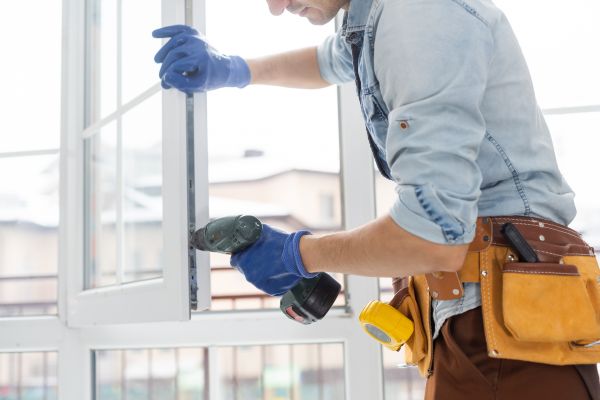 Residential Window Service in Spicewood