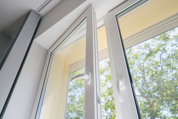 Vinyl Window Replacement in Spicewood